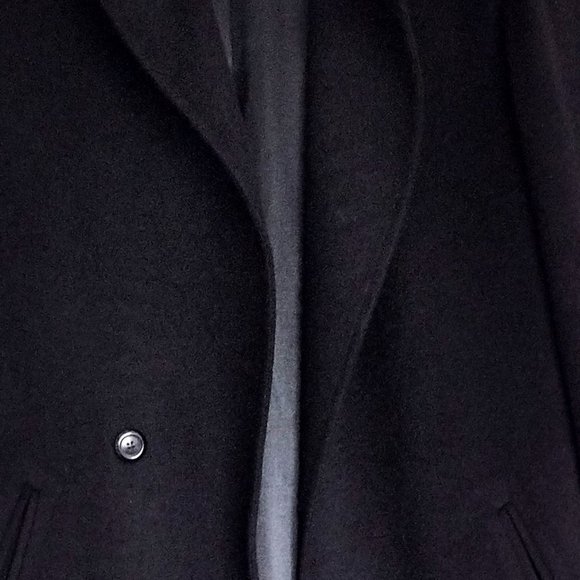 Bill Blass Signature Pure Cashmere coat - Picture 11 of 13